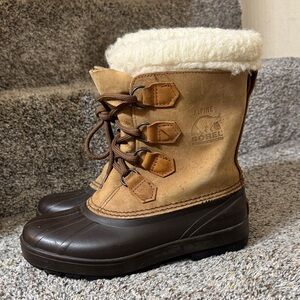 Sorel Alpine Tan and Brown Boots Size 8